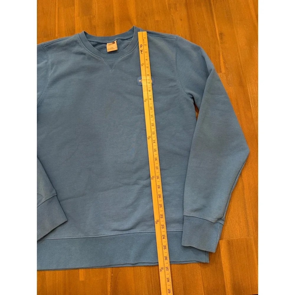 The North‎ Face Mens Blue Crewneck Sweatshirt Fleece Pullover Logo Patch Size M